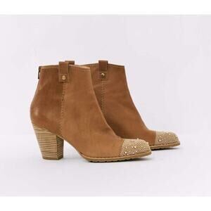 Stuart Weitzman 7.5 Rhinestone Studded Western Ankle Boots Leather Cowboy Brown